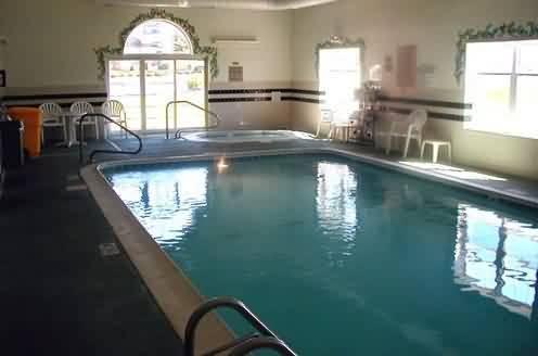 Hotel Country & By Radisson, East, Ky