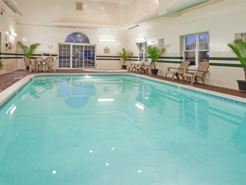 Hotel Country & By Radisson, East, Ky Louisville