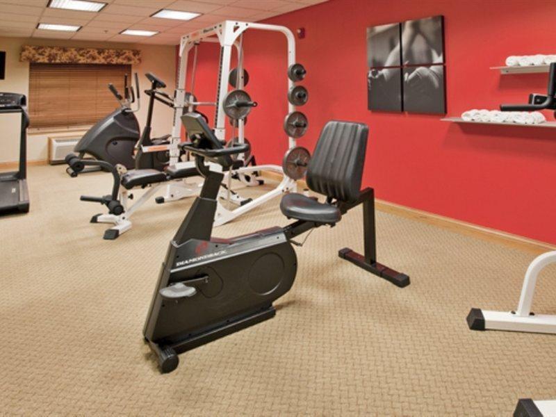 Hotel Country & By Radisson, East, Ky 3*