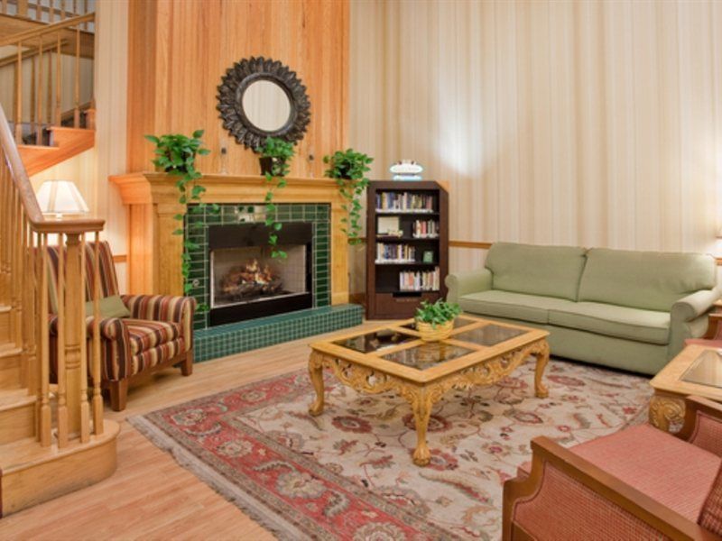 Hotel Country & By Radisson, East, Ky Louisville