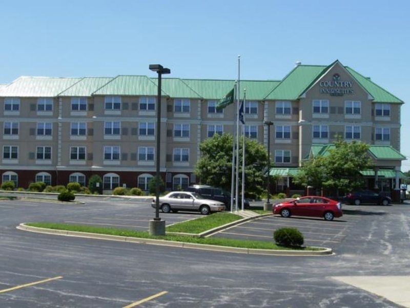 Country & By Radisson, East, Ky Hotel