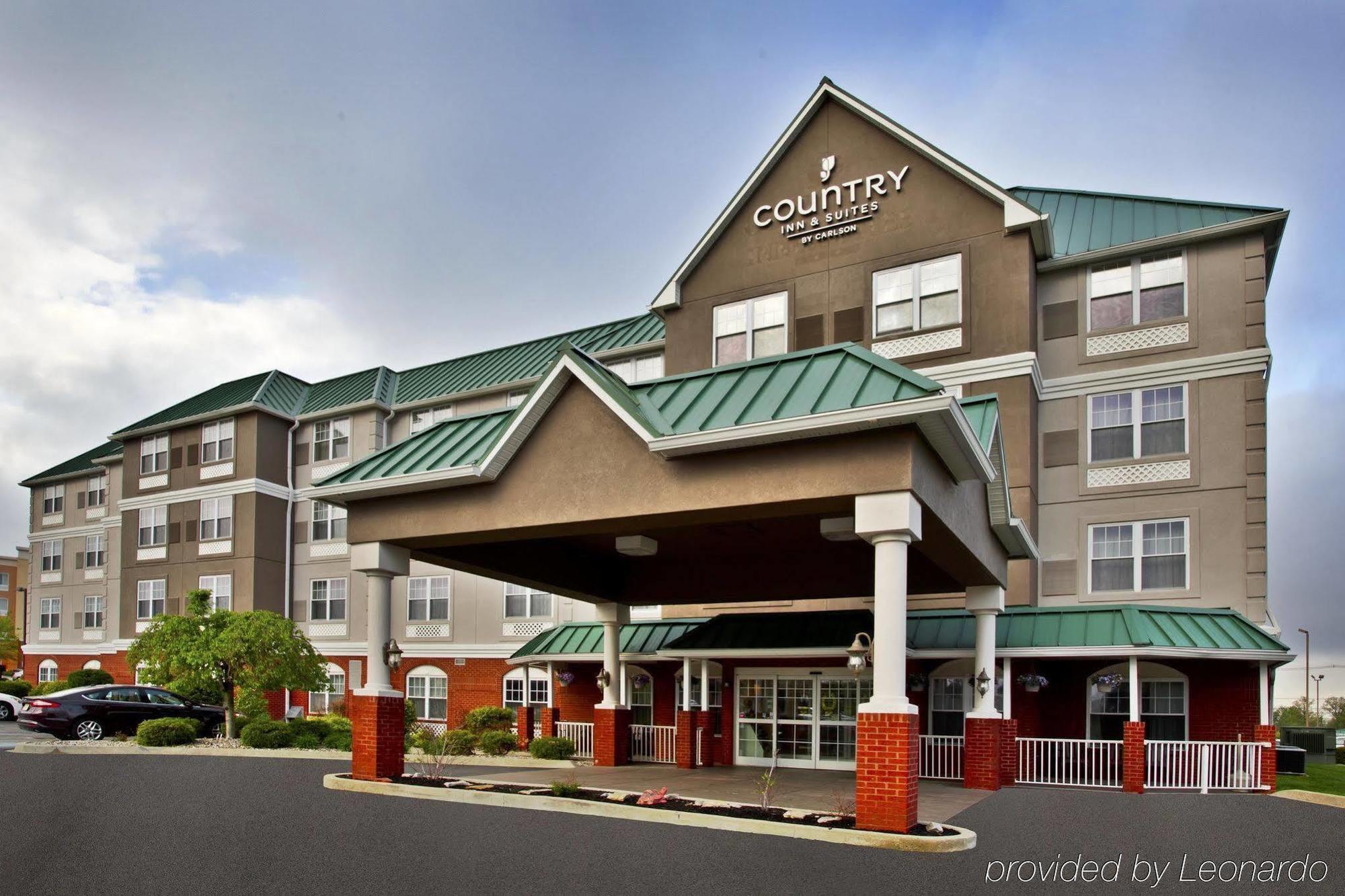 Country & By Radisson, East, Ky 3* Louisville