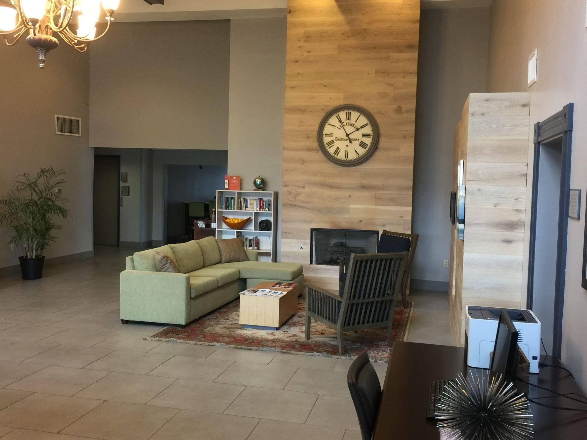 Hotel Country & By Radisson, East, Ky Louisville