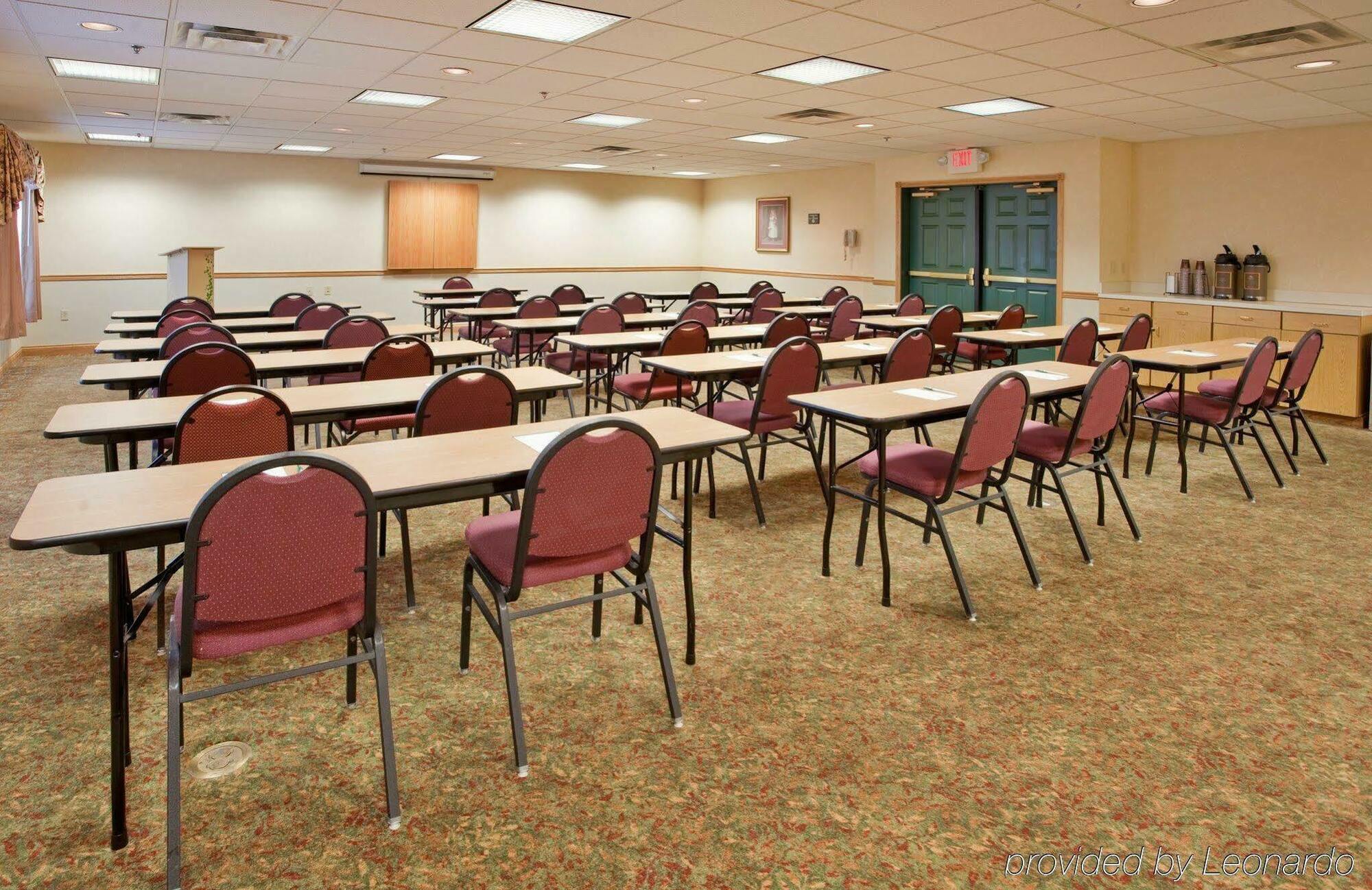 Hotel Country & By Radisson, East, Ky